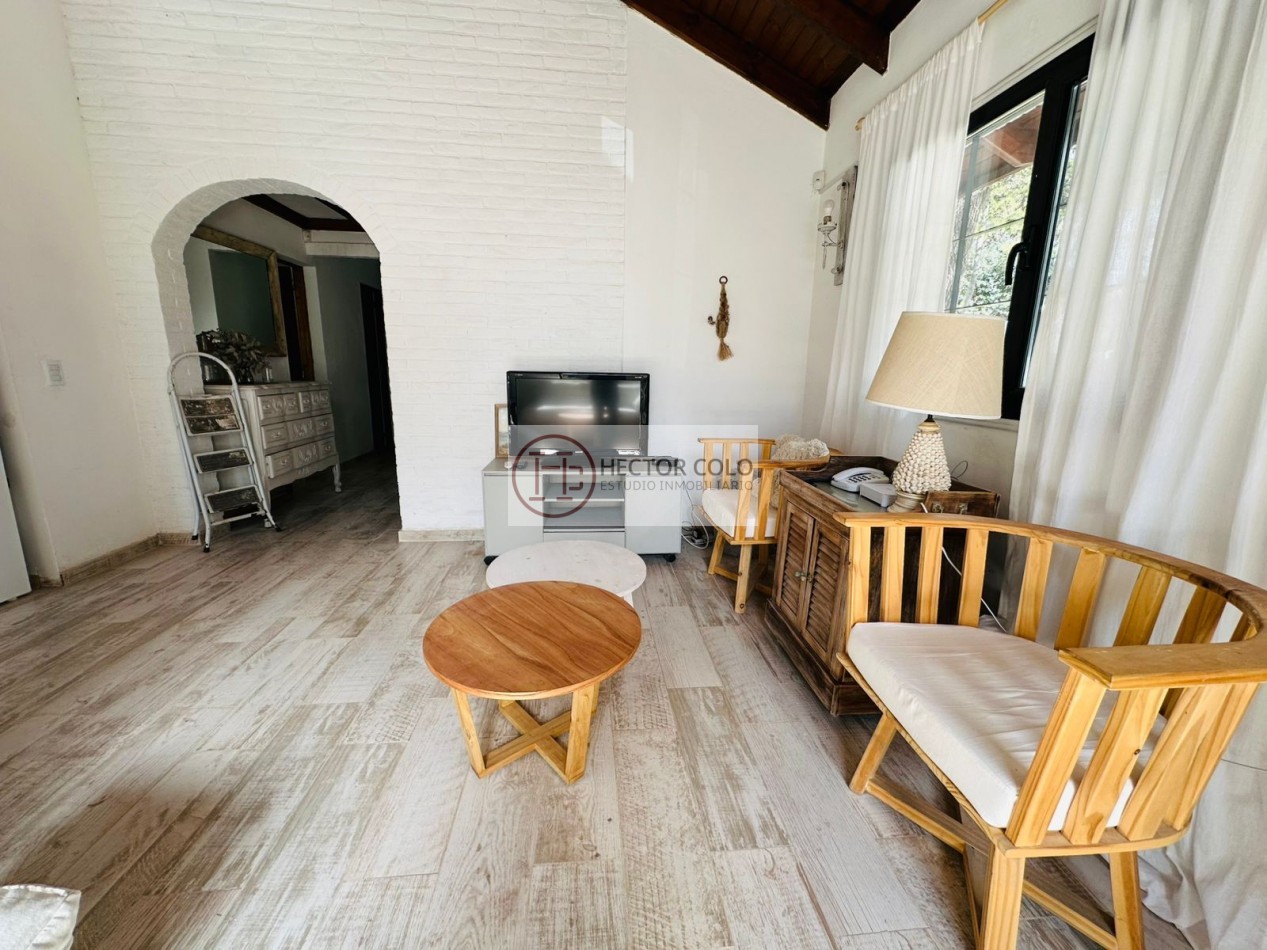 Casa en venta en zona Golf Pinamar