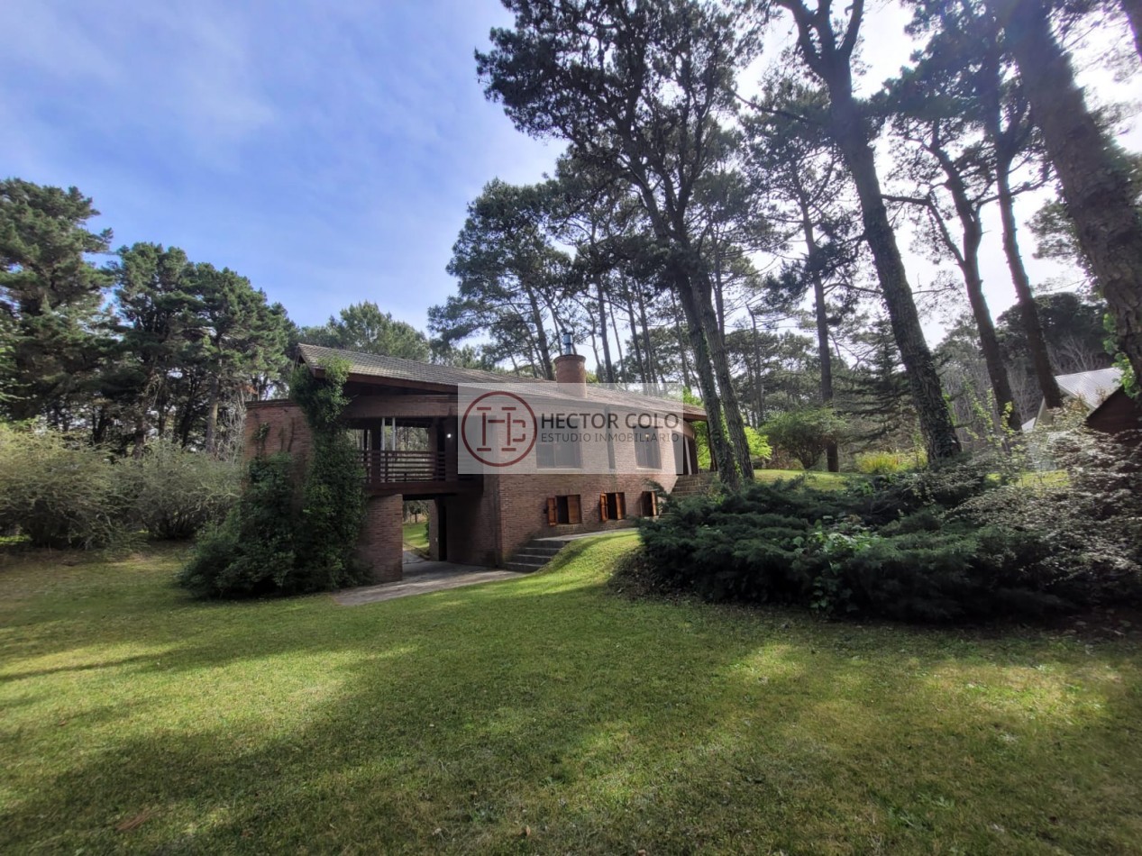 CASA EN VENTA-