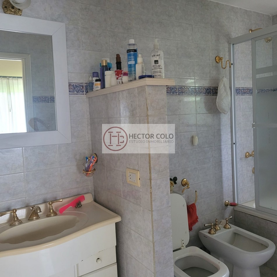 CASA EN VENTA-PINAMAR