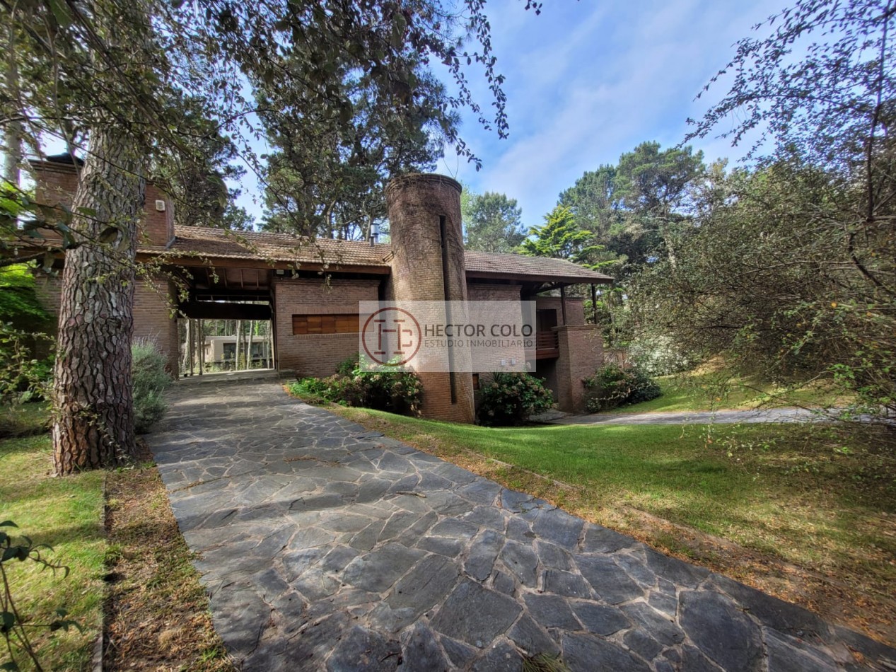 CASA EN VENTA-