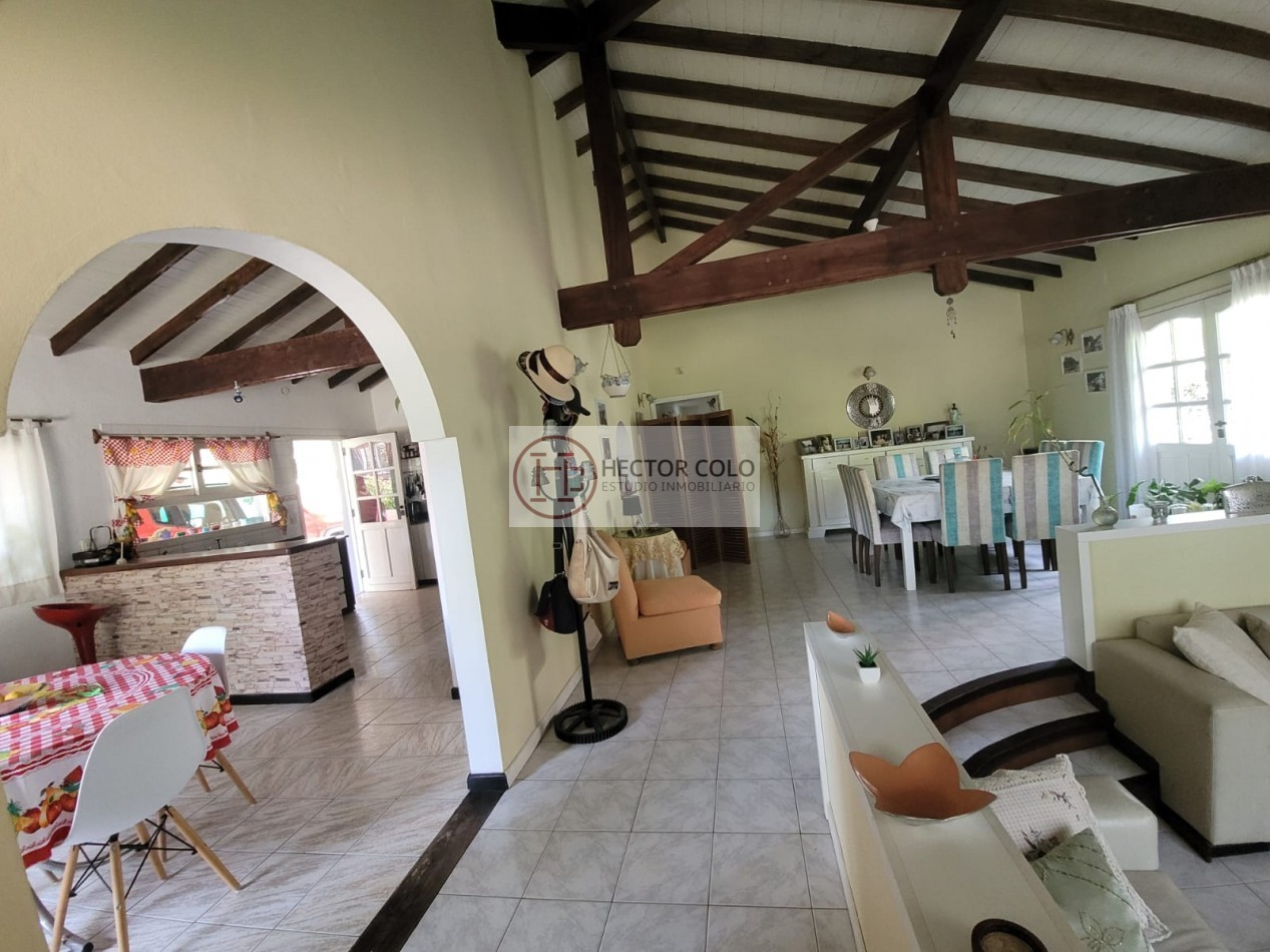 CASA EN VENTA-PINAMAR