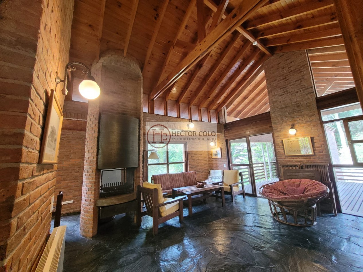 CASA EN VENTA-