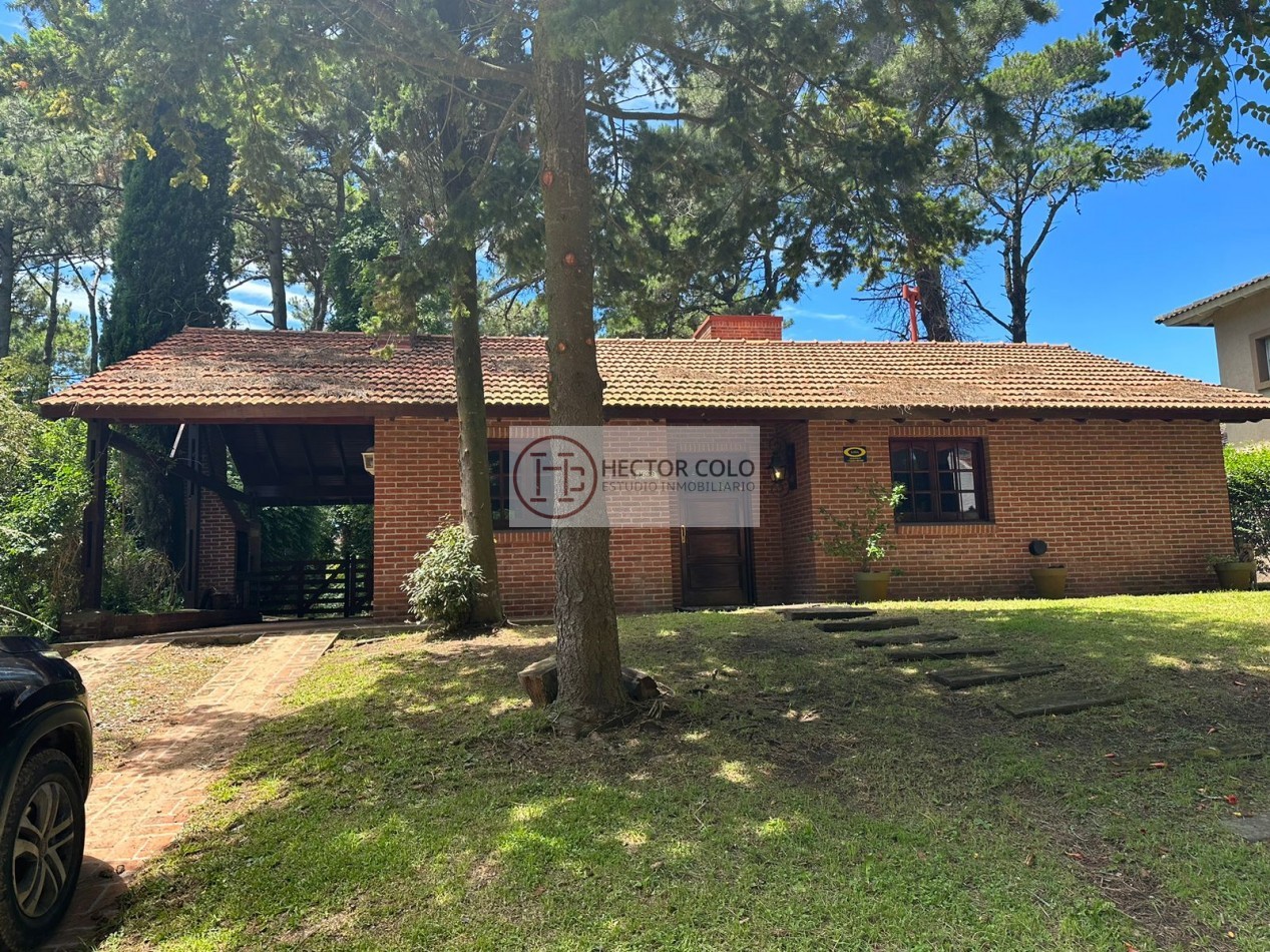 Casa en venta en zona Golf Pinamar