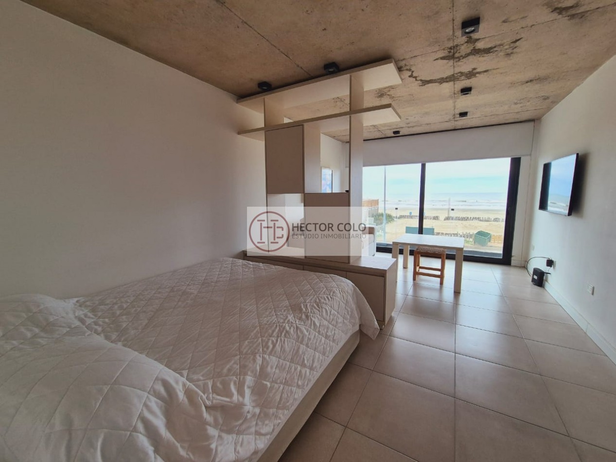 Monoambiente con vista plena al Mar
