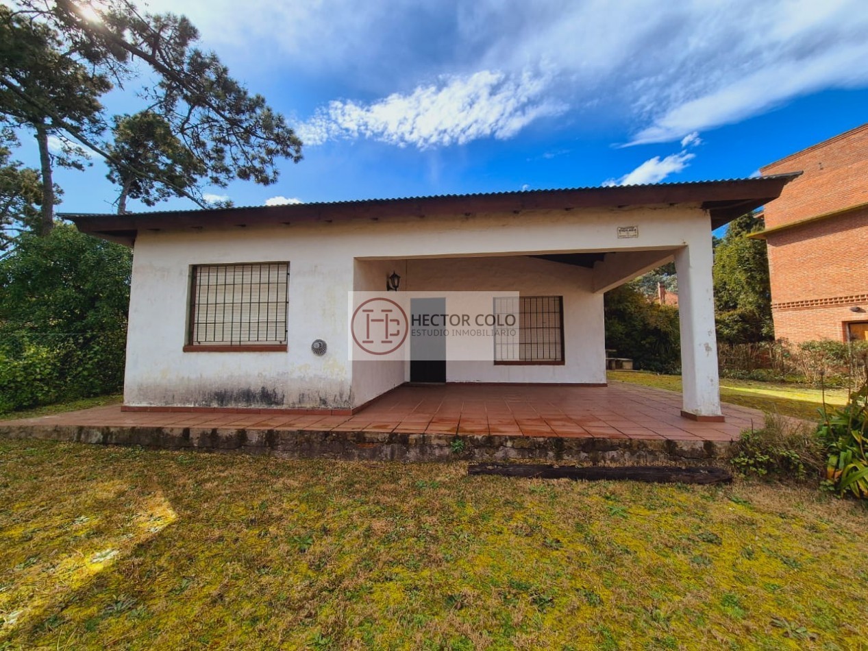 Venta de casa sobre lote multifamiliar