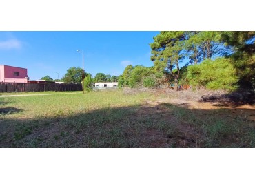 LOTE EN VTA ZONA NAYADES II