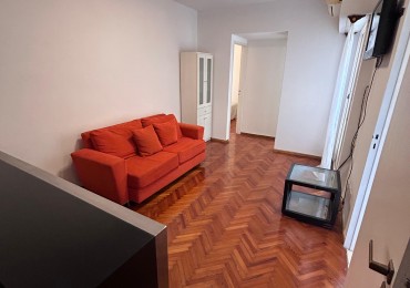 Hermoso 2 Amb. Reciclado a Nuevo, Gran Ubicacion en Colegiales y Apto Credito