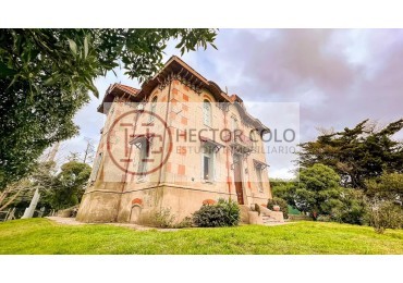 Venta de CASTILLO HISTORICO en QUEQUEN