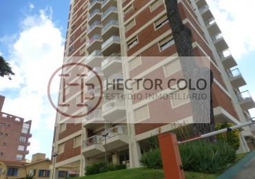 DEPARTAMENTO 3 AMB C/COCHERA PLENO CENTRO DE PINAMAR (Codigo 149352)
