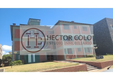 DEPARTAMENTO EN VENTA -APTO CREDITO- (Cod 165280)