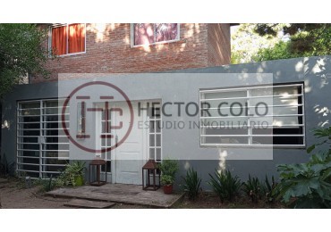 CASA OSTENDE - PERMUTA DUPLEX VILLA GESELL  (Codigo 176291)