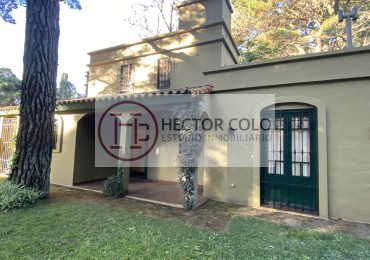 Casa estilo colonial en Valeria del Mar