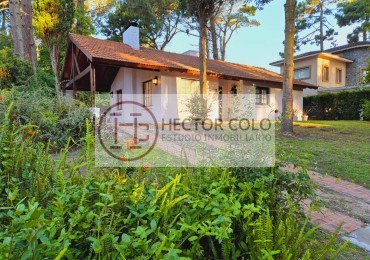 Casa en venta en zona Golf Pinamar