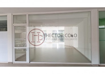 LOCAL COMERCIAL EN PRIMER PISO 