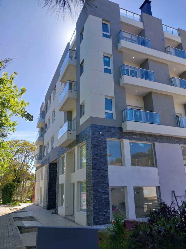 DEPARTAMENTO 2 AMBIENTES A ESTRENAR - VALERIA DEL MAR - ZONA CENTRO